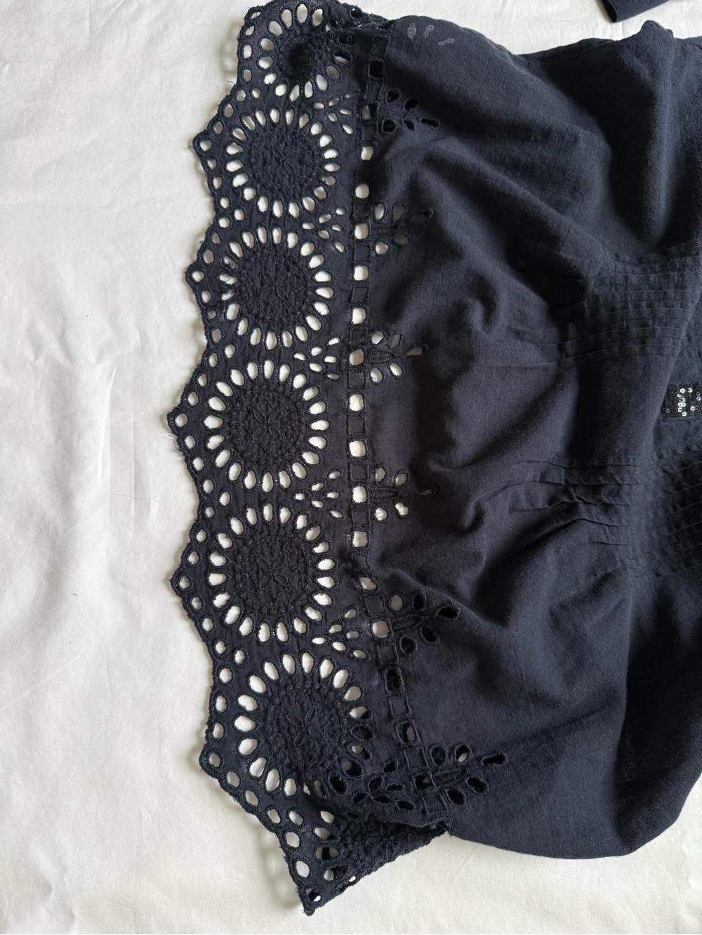 Style & Co. 100% Cotton Navy Eyelet V-Neck Tunic - Picture 4 of 6